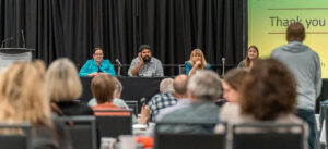 Experts answer a participant's question